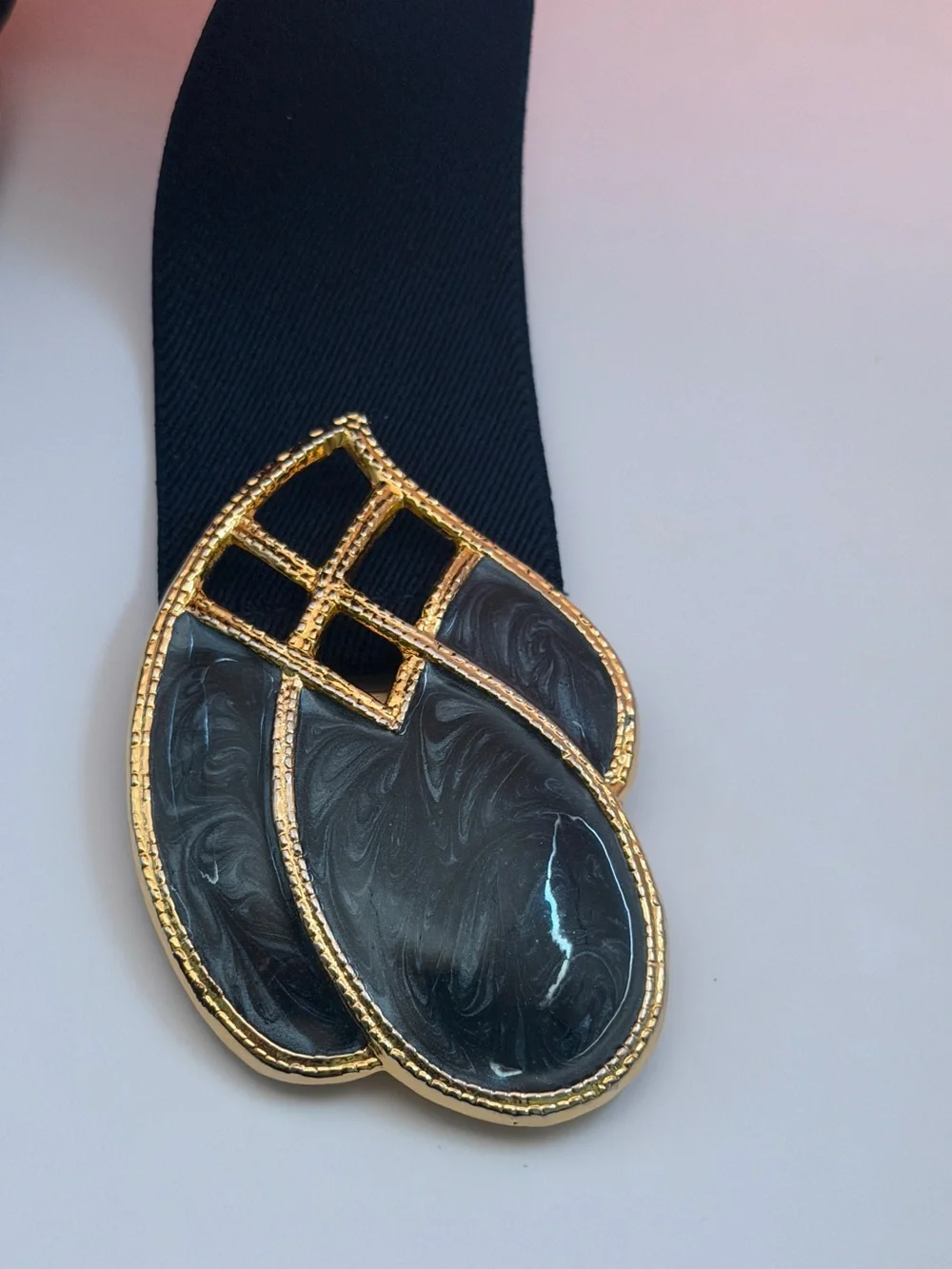 Vintage 80s Day-Lor Navy Stretch  Belt  Ornate Gold & Enamel Sz Medium